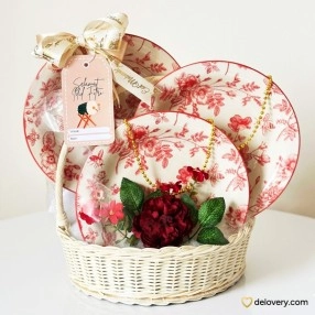 Celesta Roseate Dine