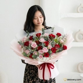 Gala Rose Symphony (30 stems)