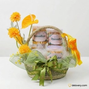Noura Amber Treats