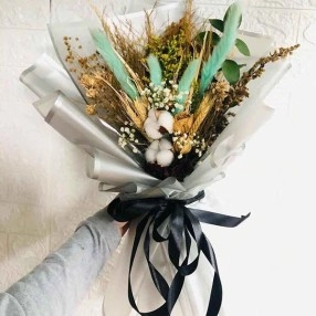 Urban Grey - Dried Flower